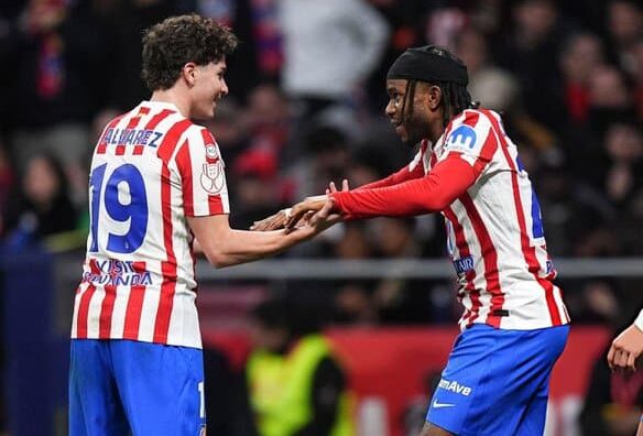 Ademola Lookman Dominates as Atlético Humble Barcelona